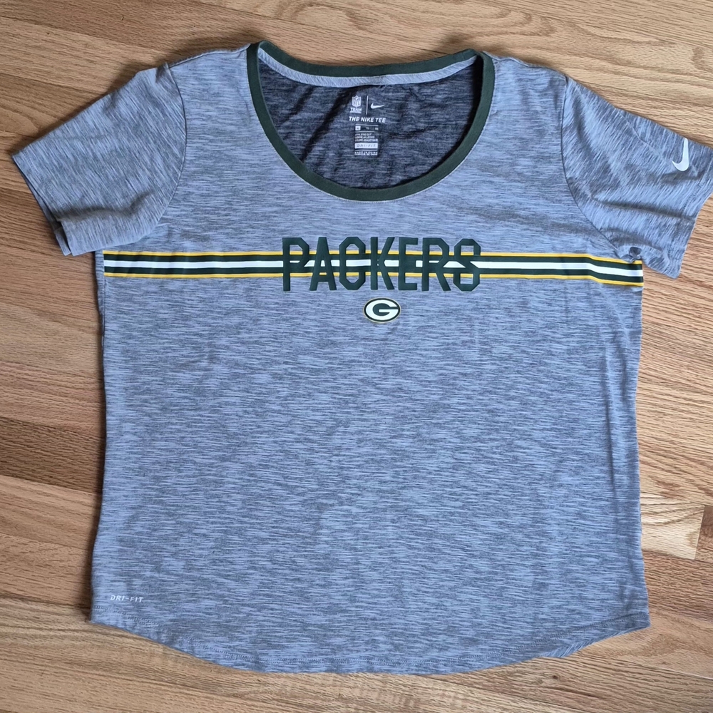 Nike Women's XL Green Bay Packers Gray Athletic Cut SS T-Shirt EUC